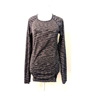 Athleta sz M Ruched Long Sleeve Top multi color stripes long sleeves stretchy P3